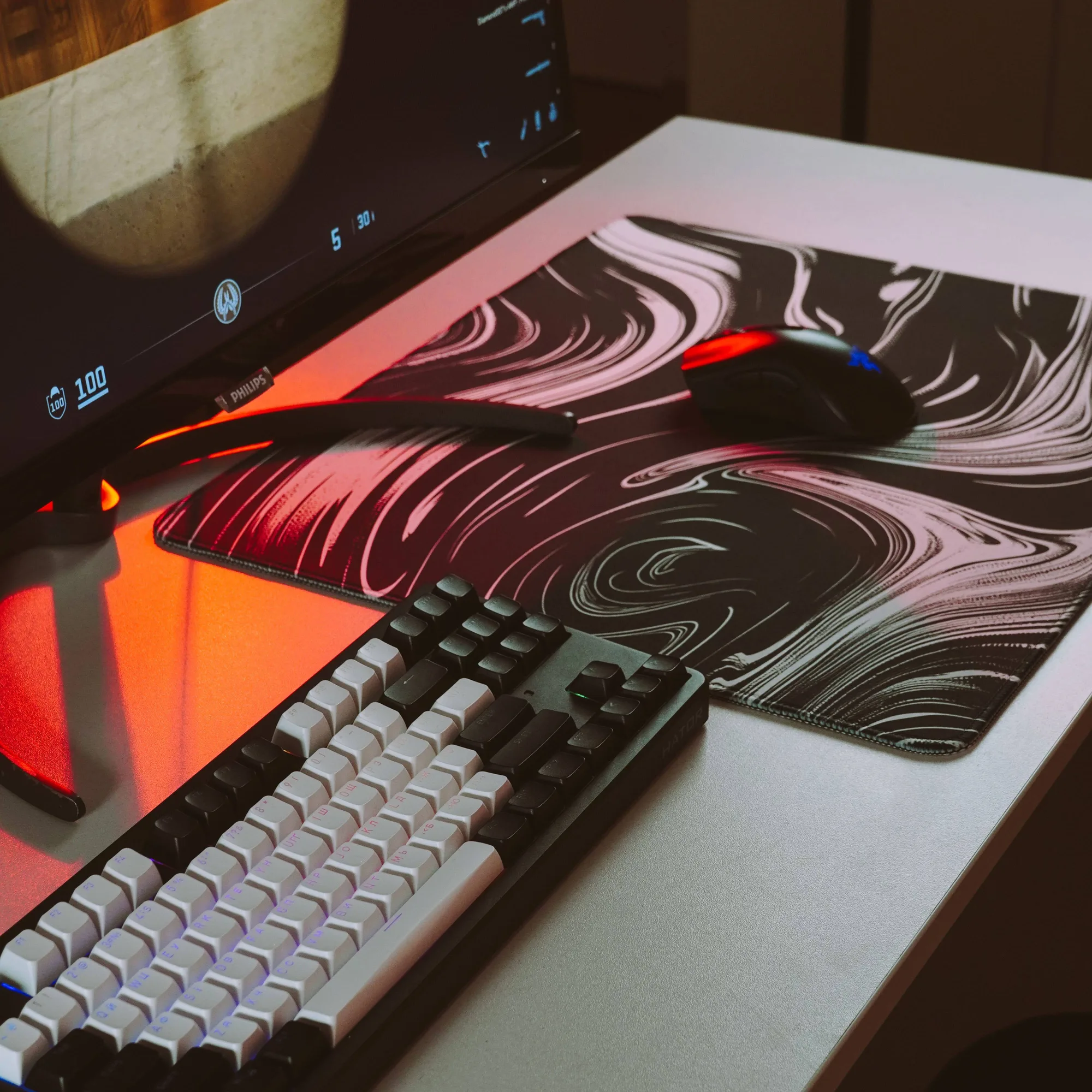 Liquid 490×420 — 4