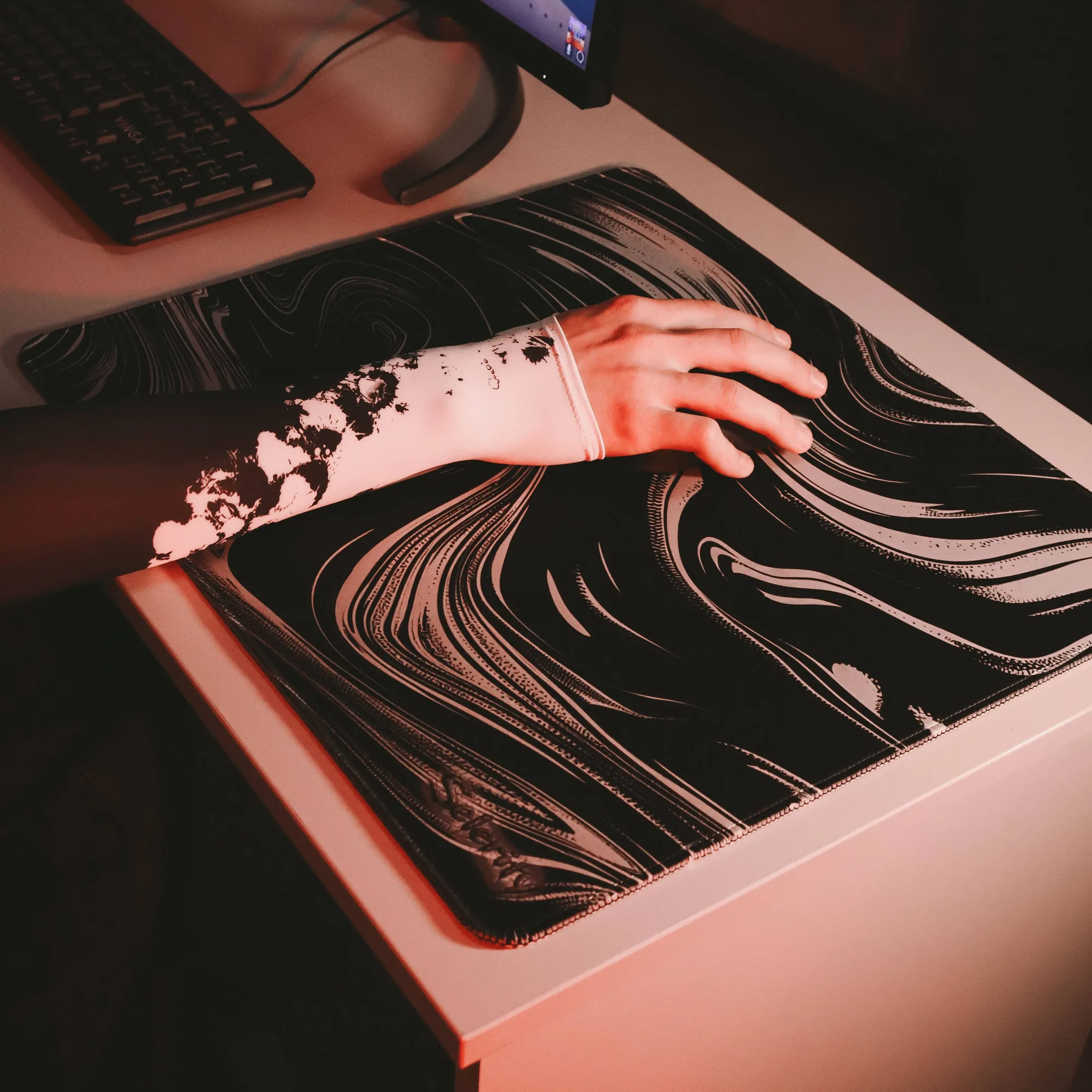 Liquid 490×420