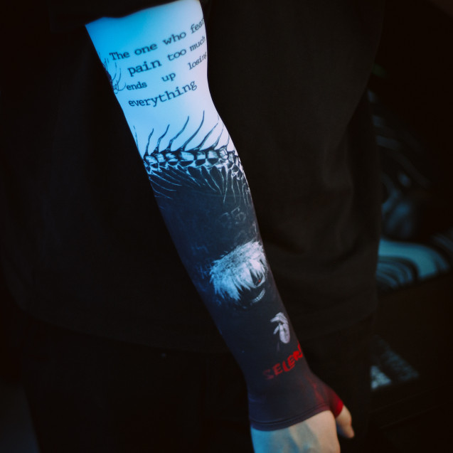 Геймерський рукав KanekiKen 2.0, Tokyo Ghoul. Dead Inside Токийский гуль Канекі Кен Selerity Чорно-Білий pm03di