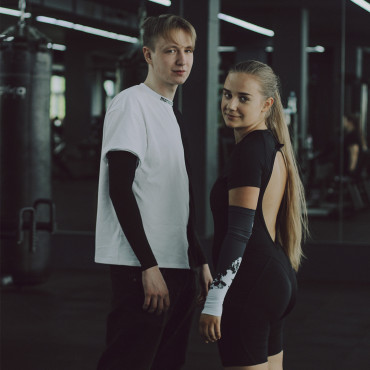 Спортивні компресійні рукава (2шт) Black Чорні Selerity cc08BL